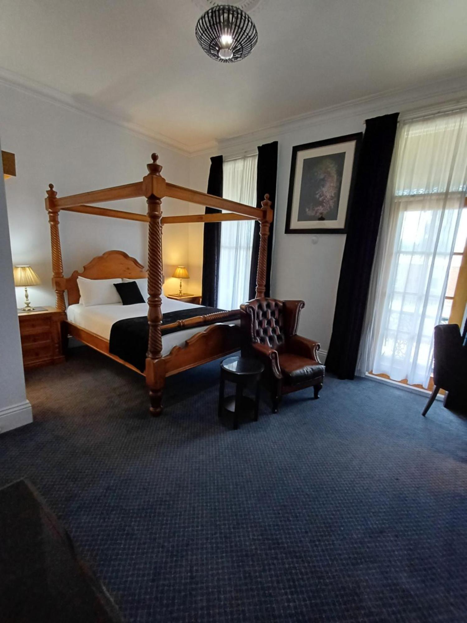 Art Hotel On York Лонсестън Екстериор снимка
