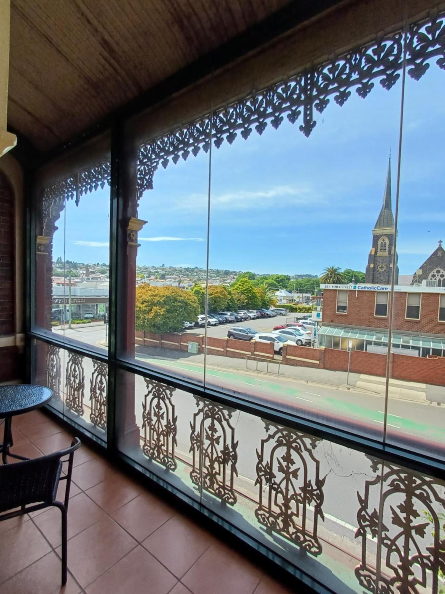Art Hotel On York Лонсестън Екстериор снимка