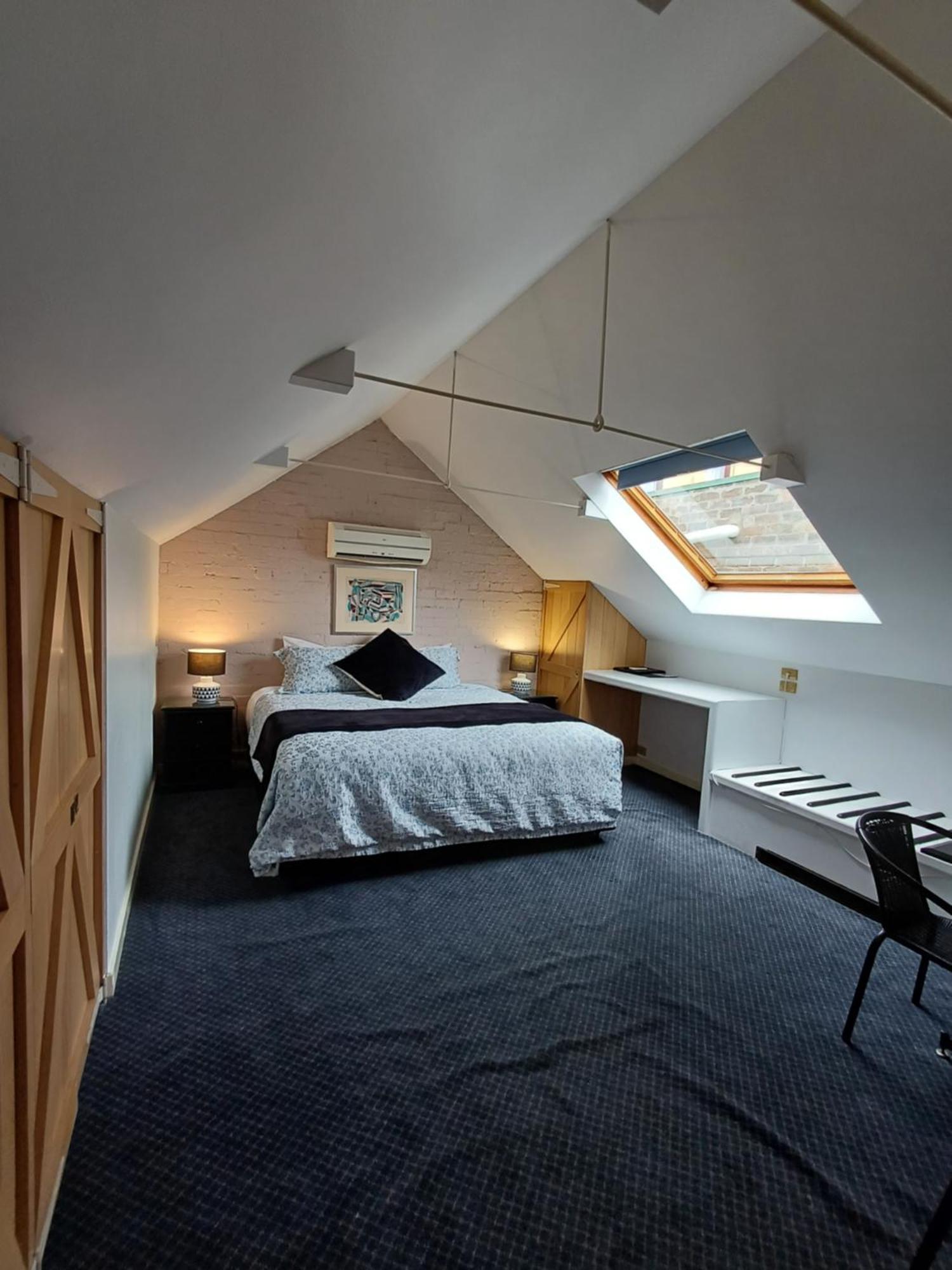 Art Hotel On York Лонсестън Екстериор снимка