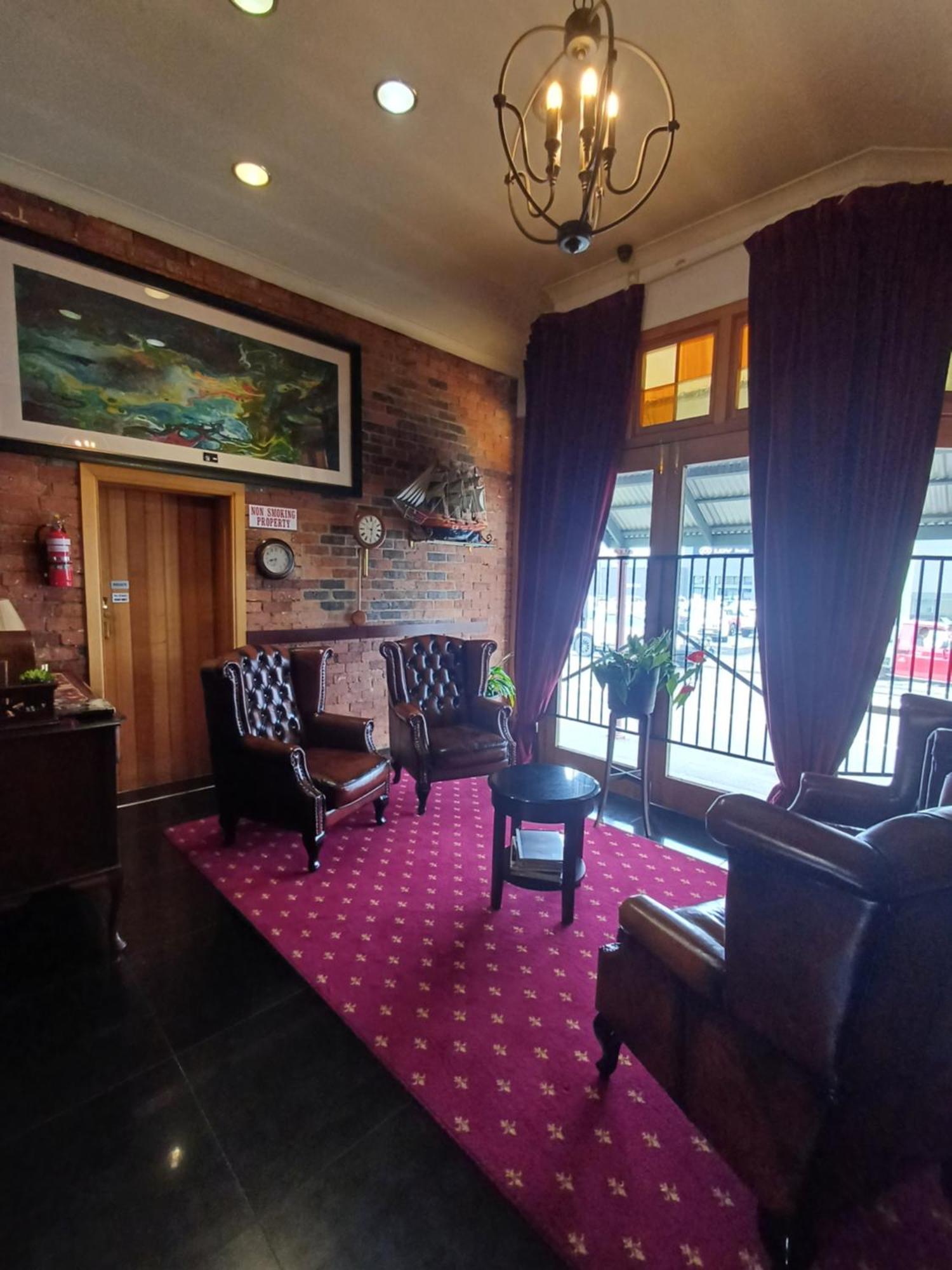Art Hotel On York Лонсестън Екстериор снимка